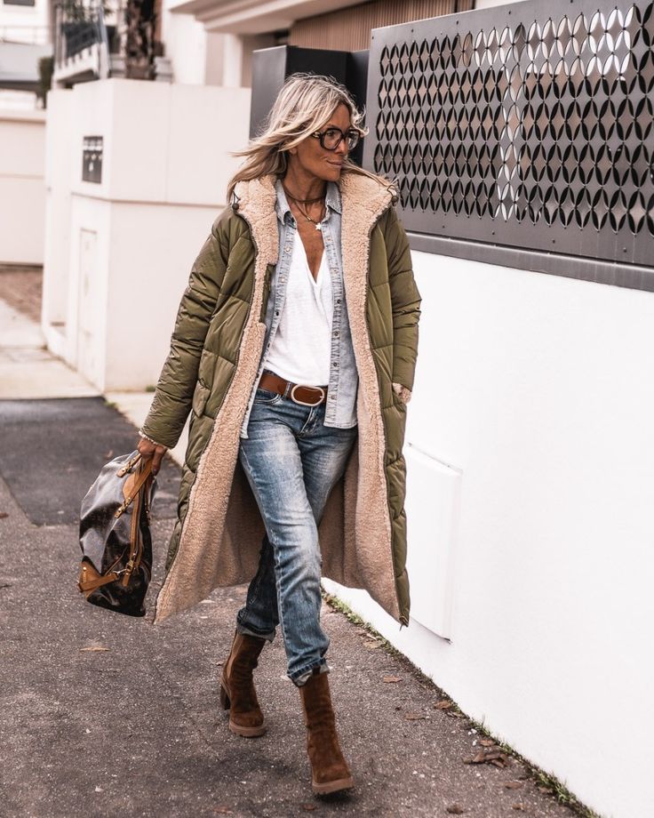 Women's Reversible Warm Cape in Olive Green