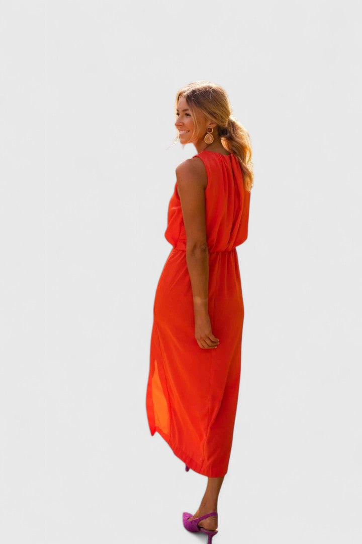 Theonae Comfortable Midi Dress