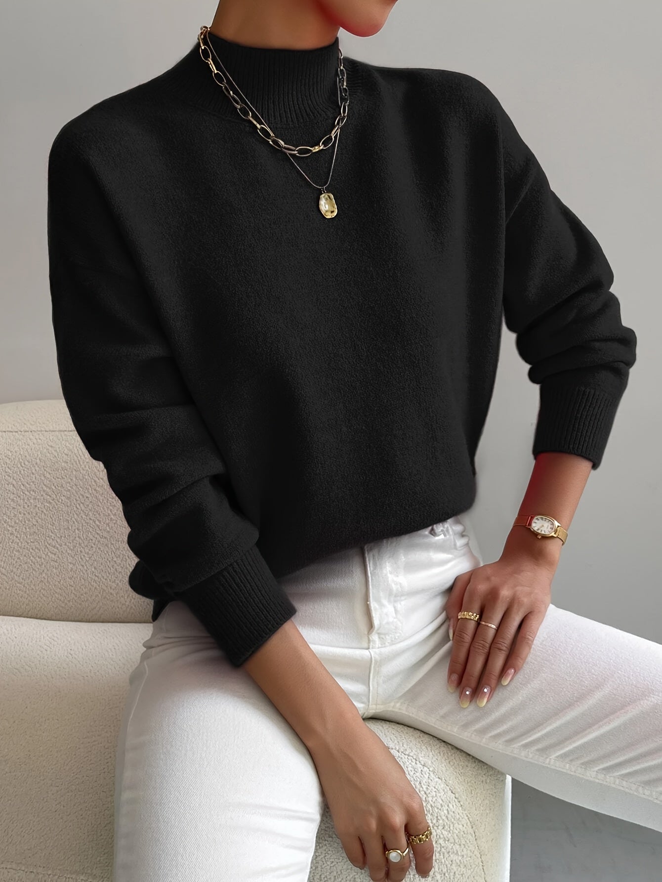 Women's Elegant Warm Sweater in Black