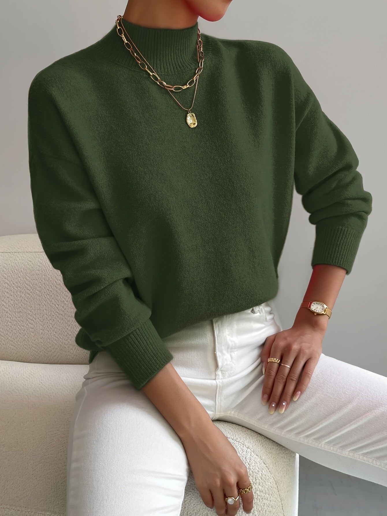 Women's Elegant Warm Sweater in Green