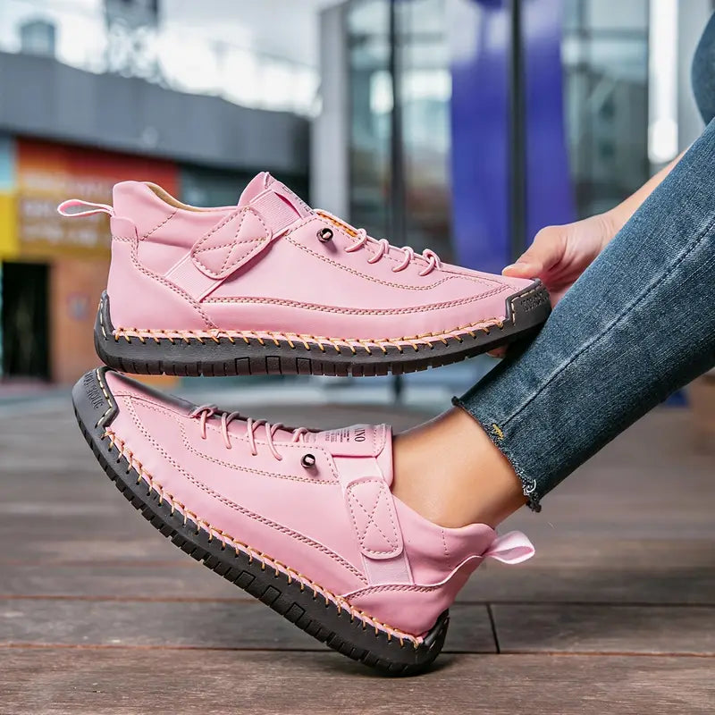 Chloe Comfort Sneakers in Pink